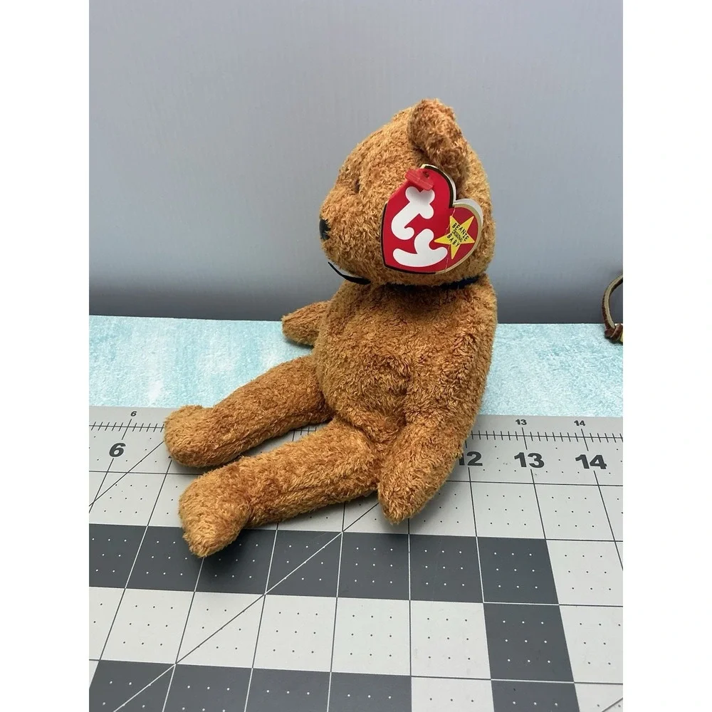 Ty Beanie Babies Fuzz‎ Bear New